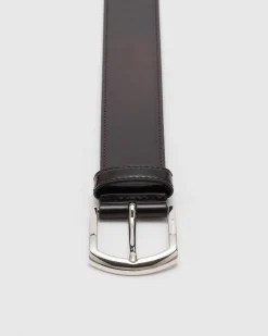 Classic Buckle Belt - Brushed leather belt