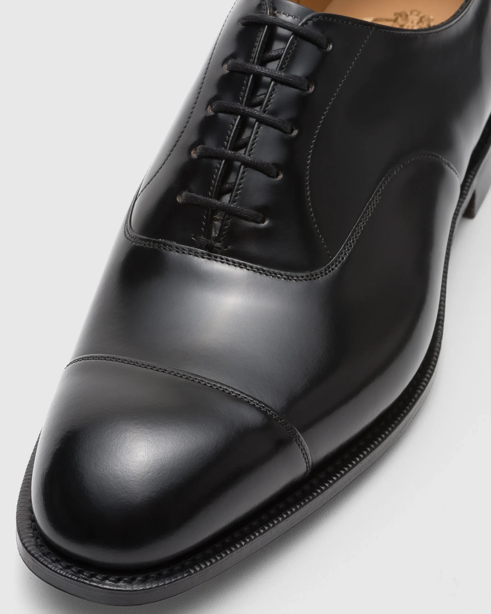 Consul - Polished Binder Oxford