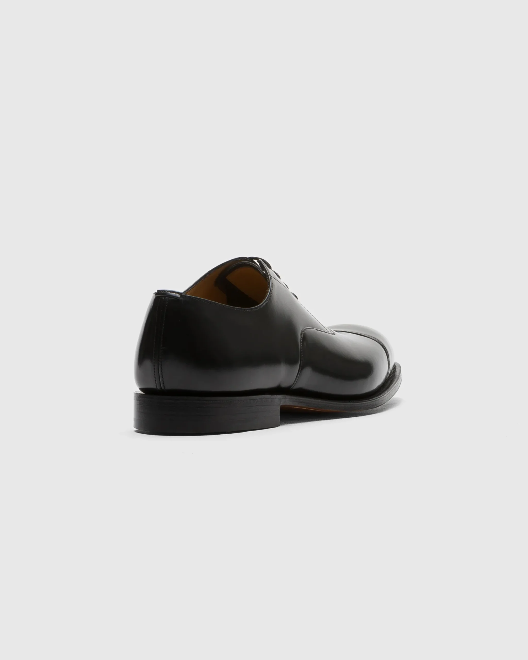 Consul - Polished Binder Oxford