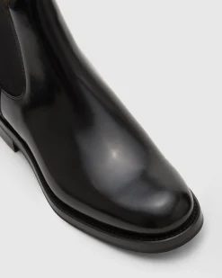 Monmouth Wg - Polished Binder Chelsea Boot