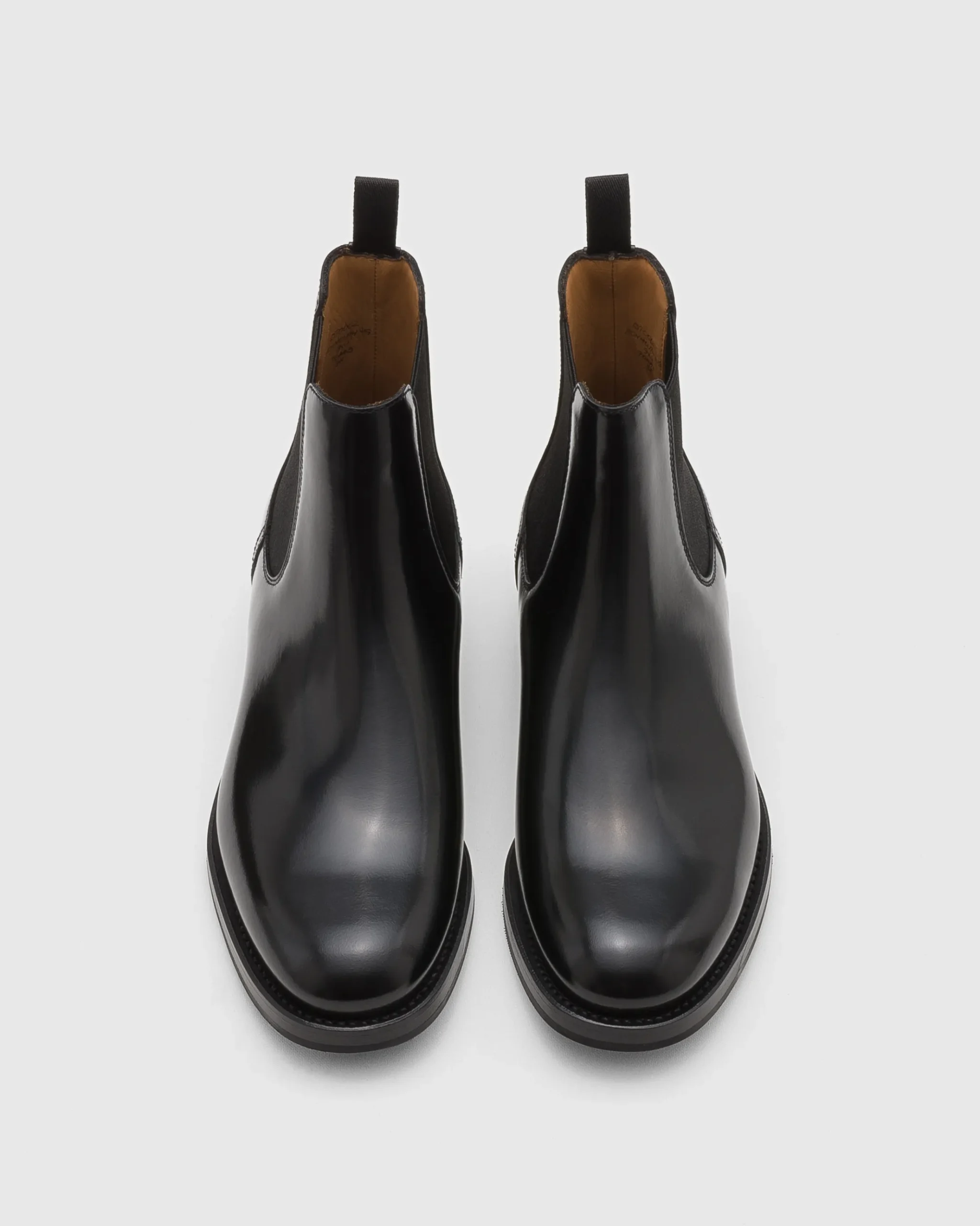 Monmouth Wg - Polished Binder Chelsea Boot
