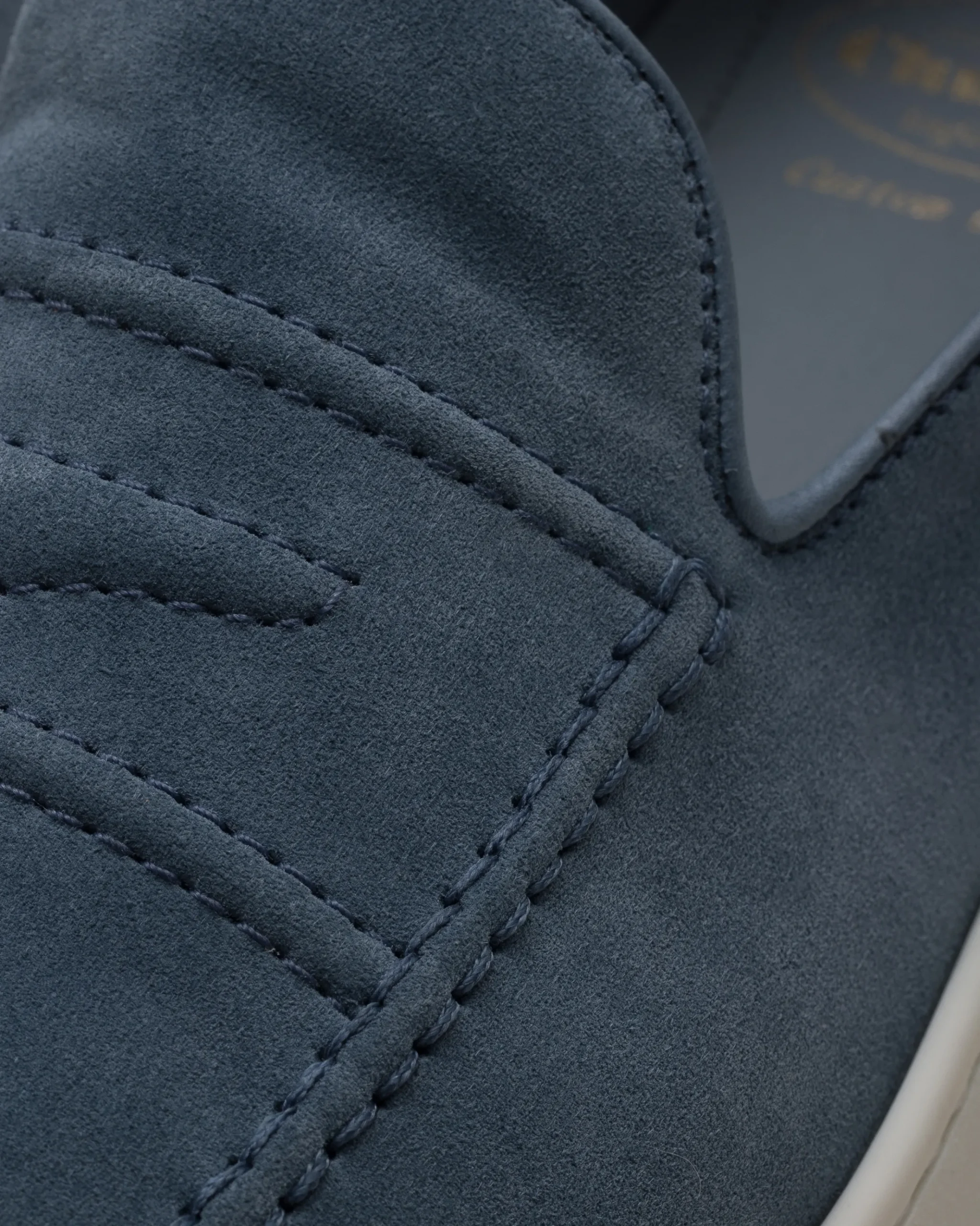 Peebles - Suede Loafer
