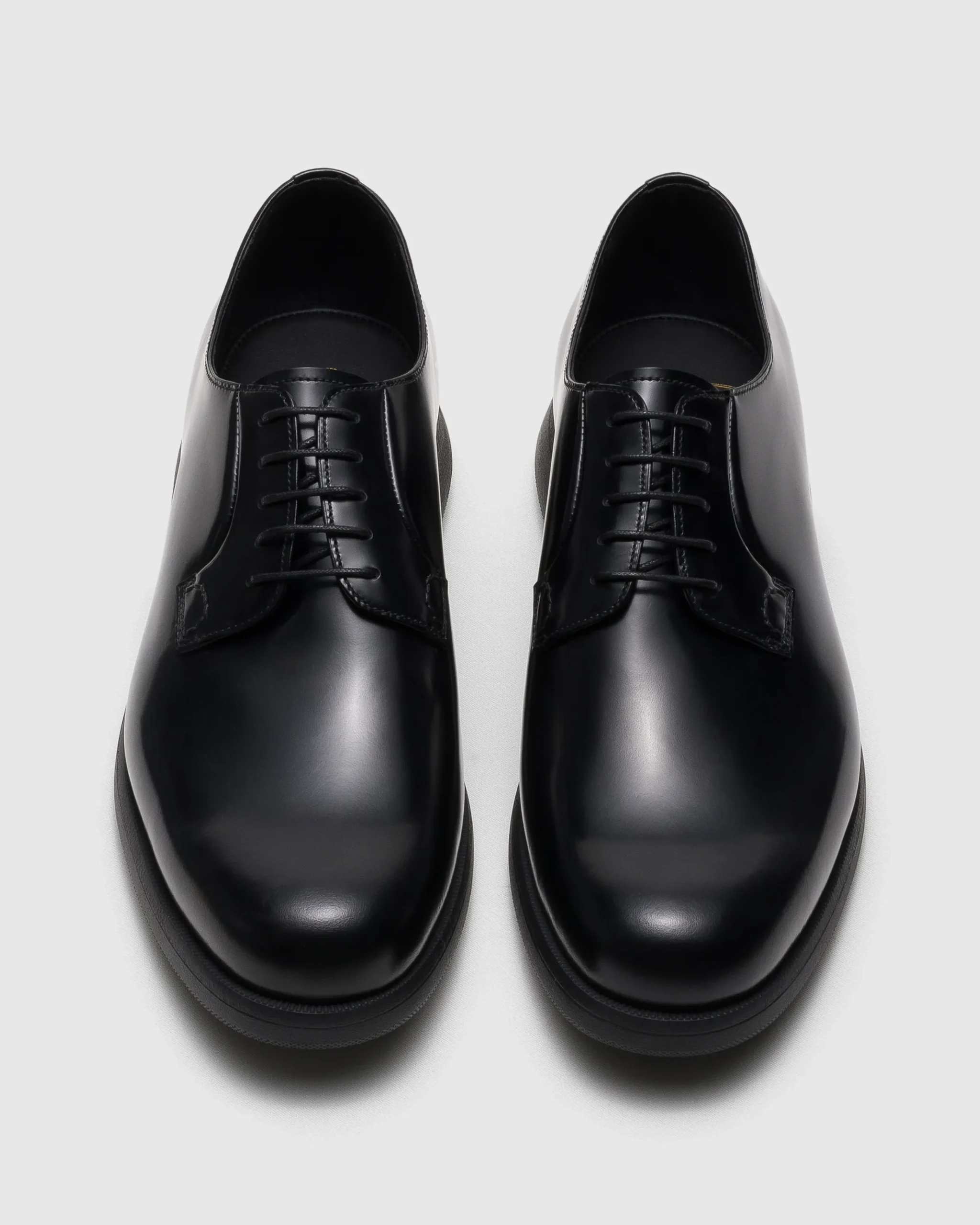 Redruth - Roadrunner Polished Fumé Leather Derby