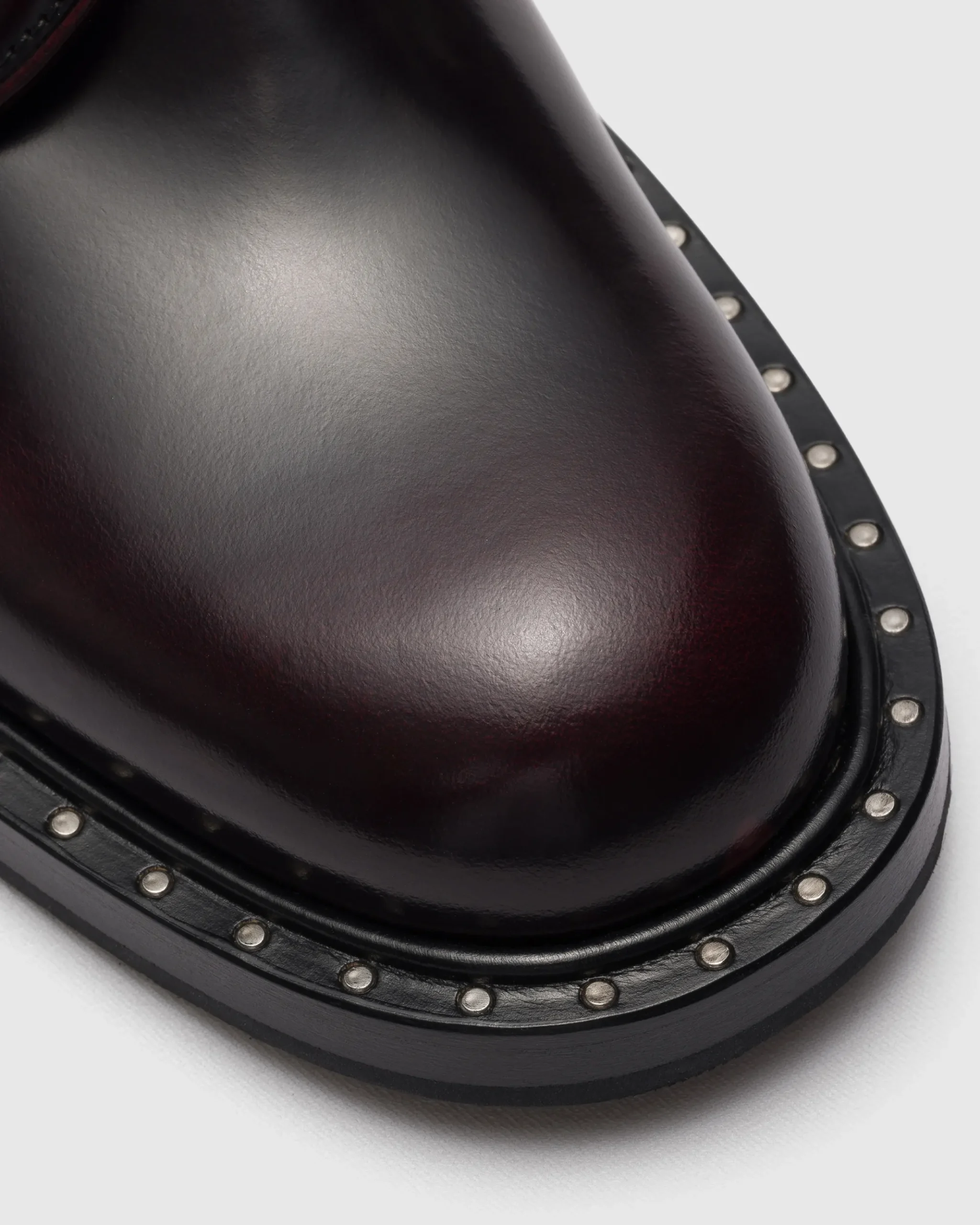Shannon Met - Polished Fumé Leather Derby