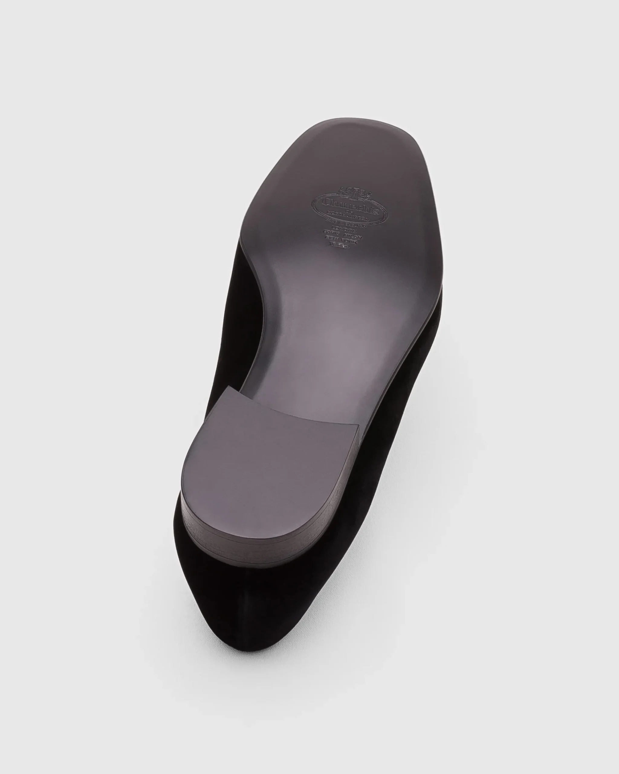 Sovereign - Velvet Crown Loafer